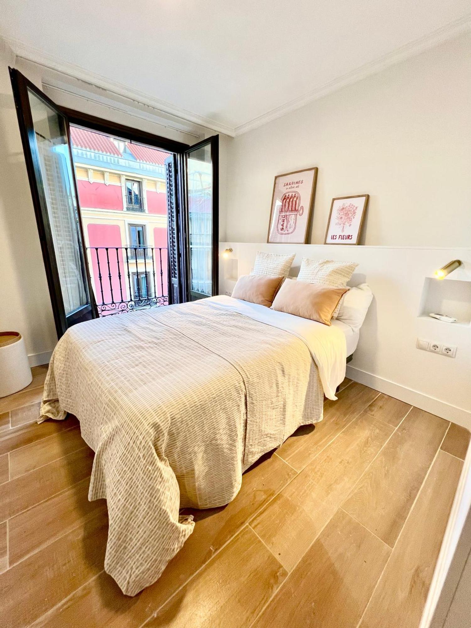 Albergue Miguel Angel Madrid Dış mekan fotoğraf