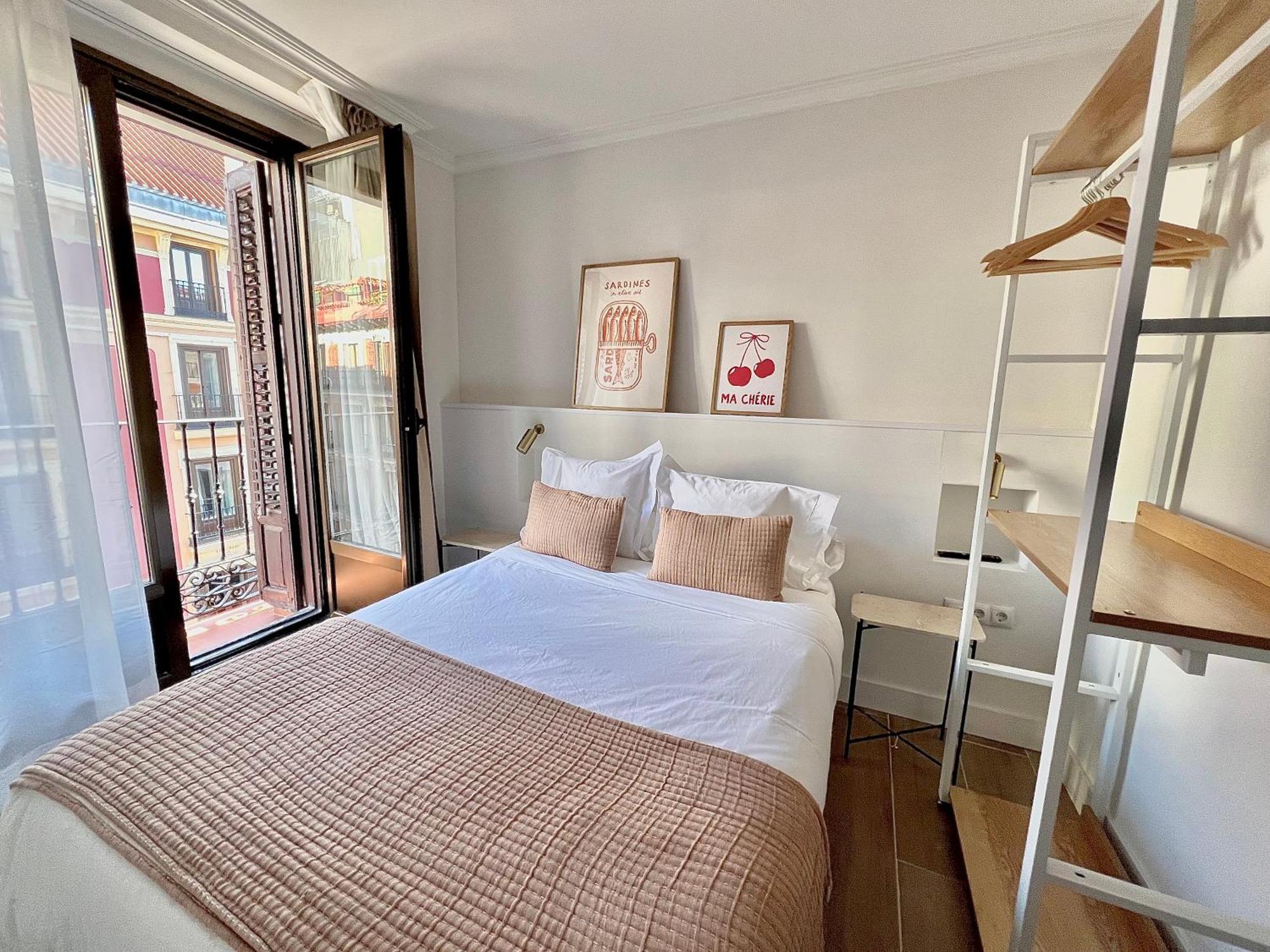 Albergue Miguel Angel Madrid Dış mekan fotoğraf